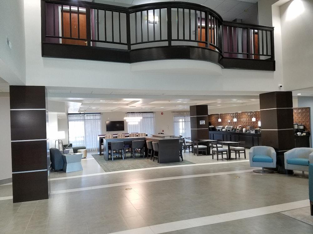 Comfort Inn & Suites Columbus North Extérieur photo