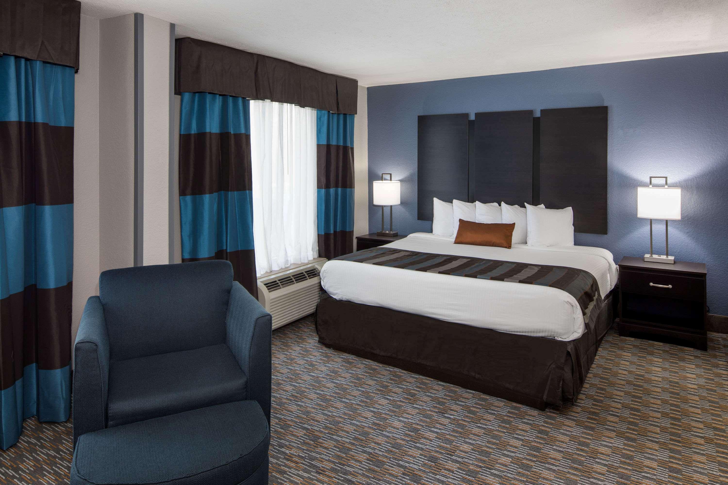 Comfort Inn & Suites Columbus North Extérieur photo