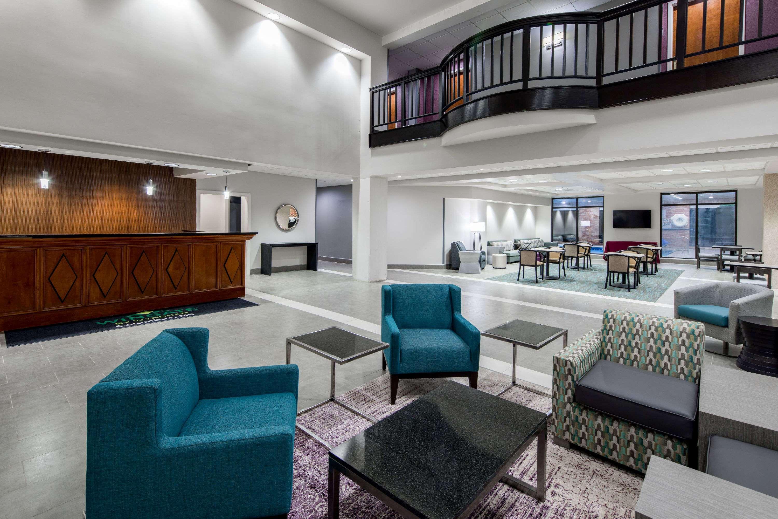 Comfort Inn & Suites Columbus North Extérieur photo
